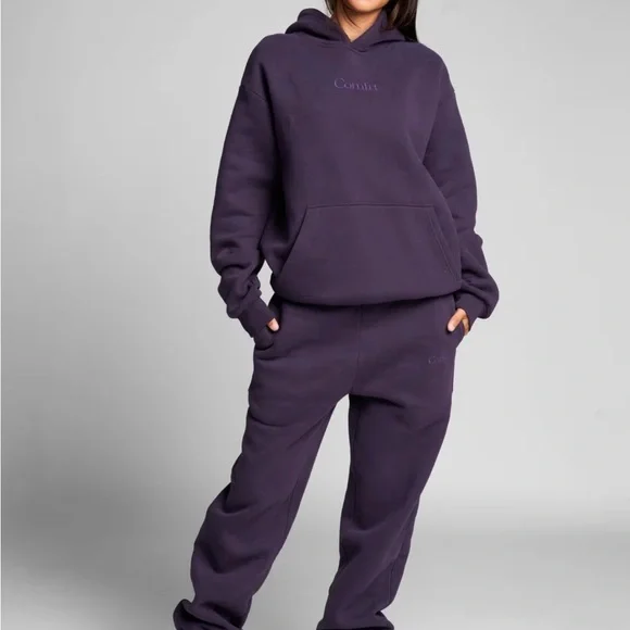 Comfrt BlackBerry Hoodie and Sweatpants Set - Picture 1 of 6